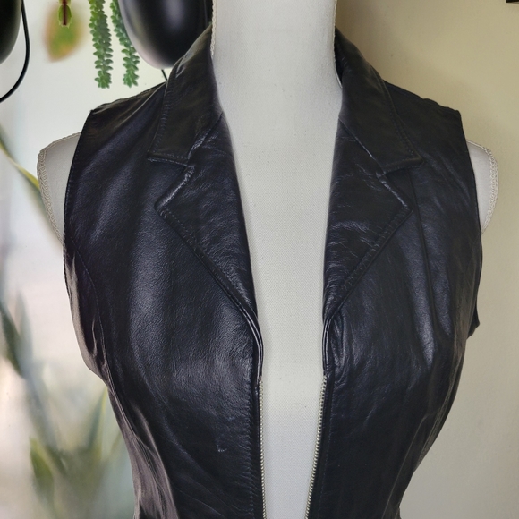 Wilson Leathers Womens Front Zip Leather Vest - Picture 3 of 9